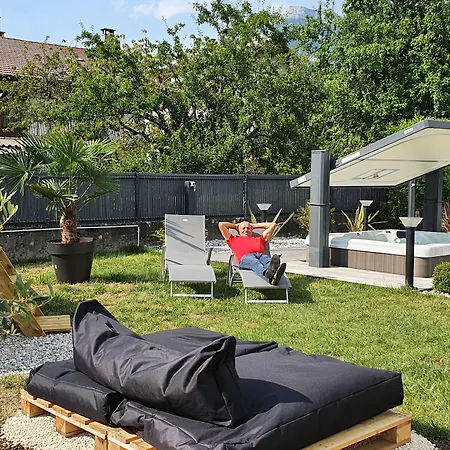 Affittacamere La Porte Des Alpes D'hotes 4*